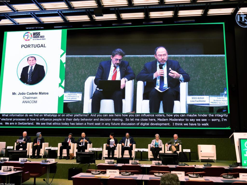 ការប្រើប្រាស់កម្រងពត៌មានយ៉ាងមានប្រសិទ្ធភាព